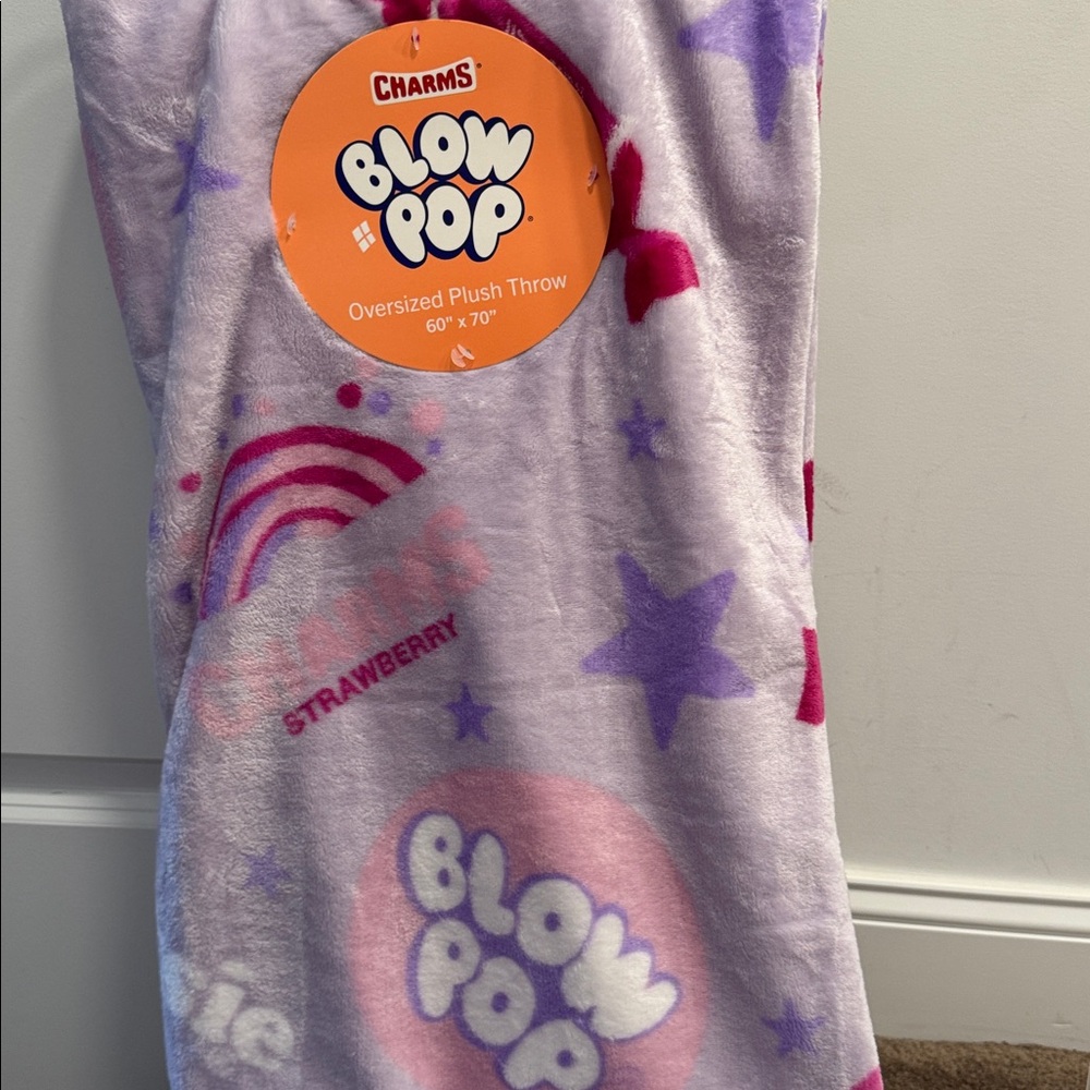 Blow Pop charms Oversized Plush Throw Blanket lollipops candy NWT 60” x 70” - Picture 2 of 4